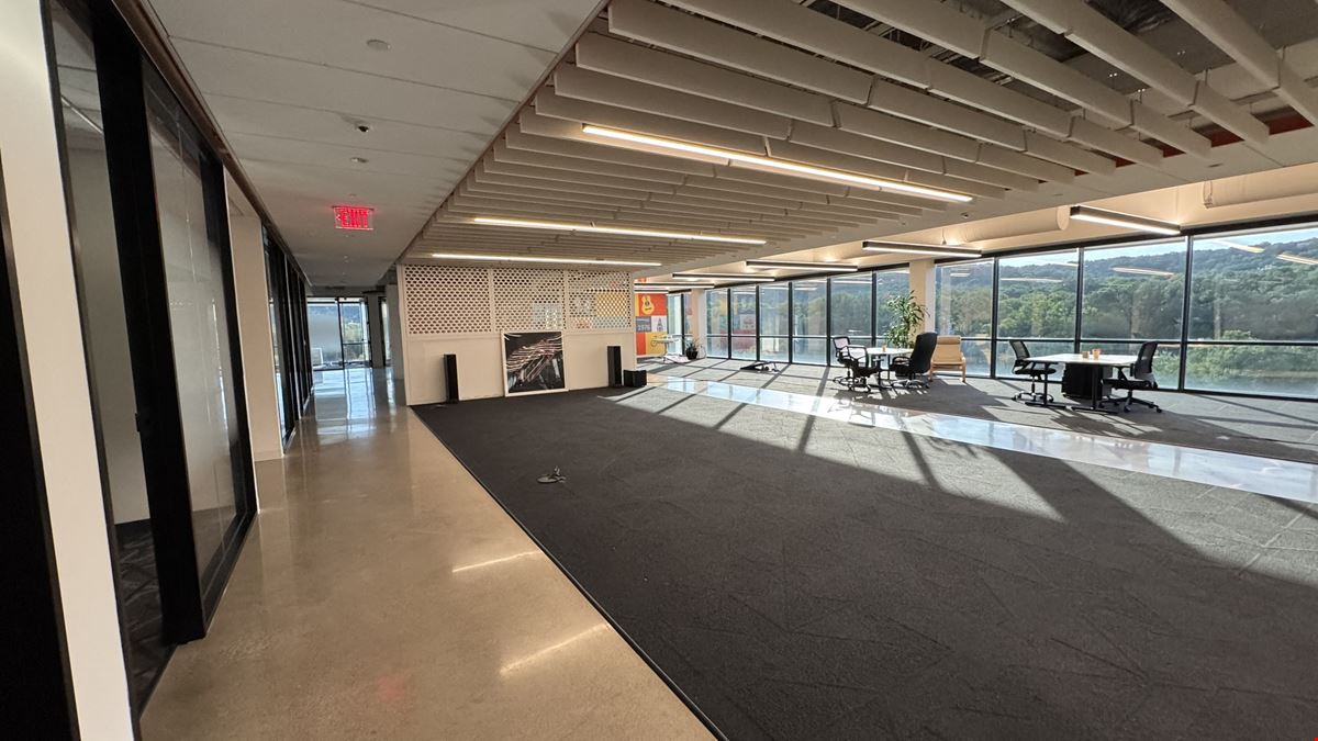 Buttross Coworking Lakewood