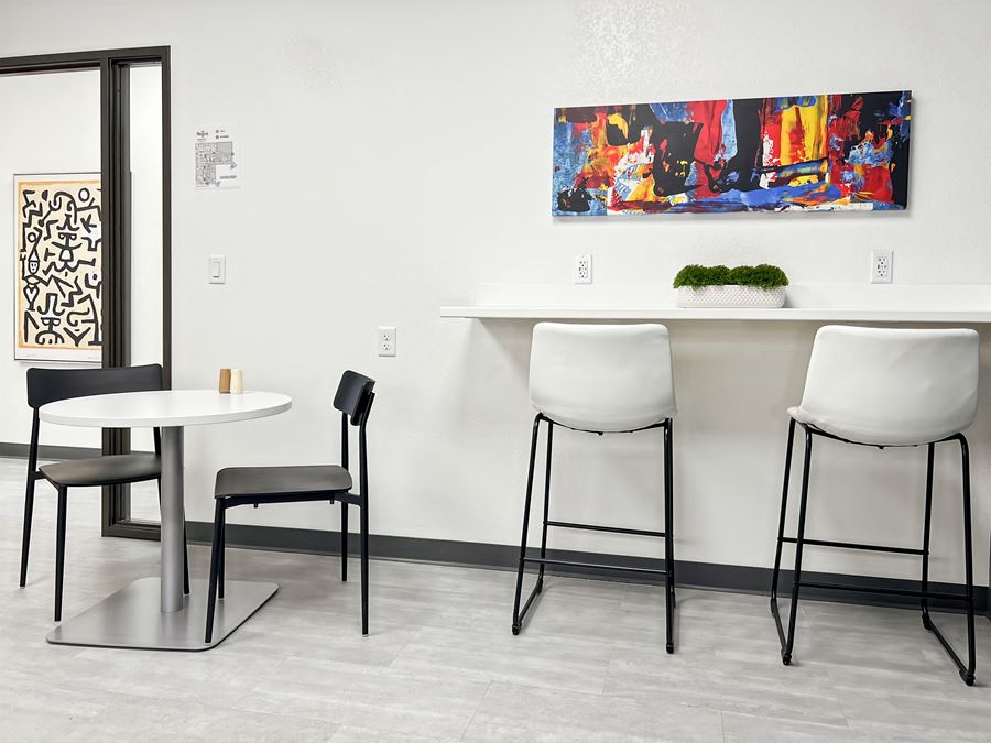 AZ, Tucson - E Broadway Blvd