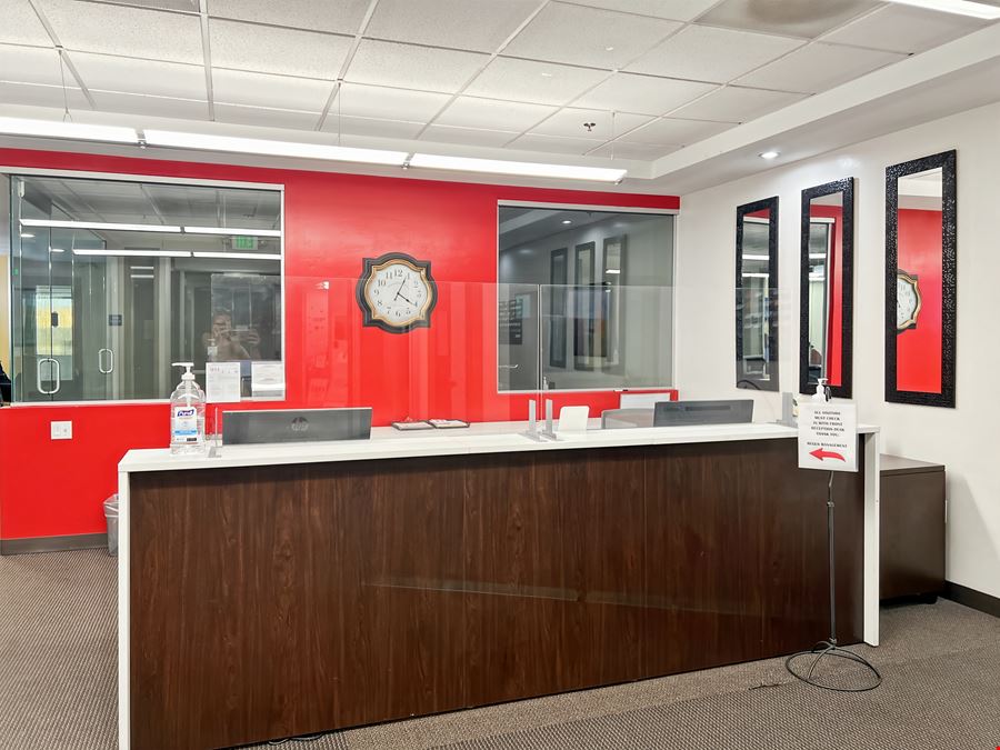 CA, Bakersfield - 4900 California Avenue