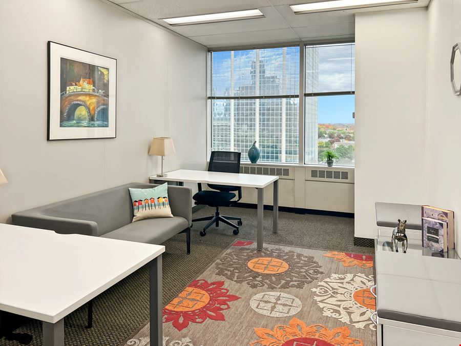 Regus - Mississauga - Robert Speck 2