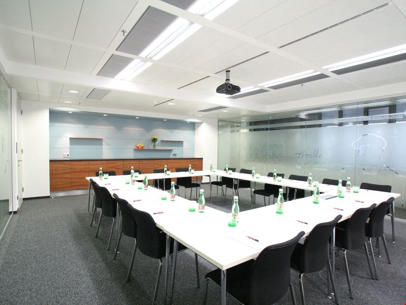 YOUR OFFICE - Euro Plaza