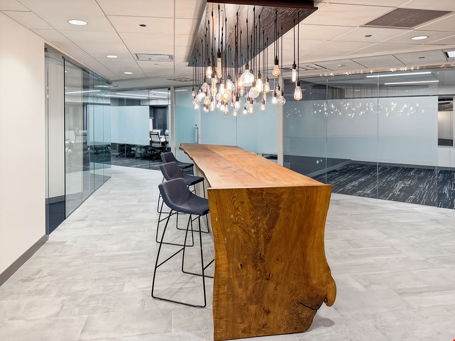 Regus - Chicago - 150 N Michigan