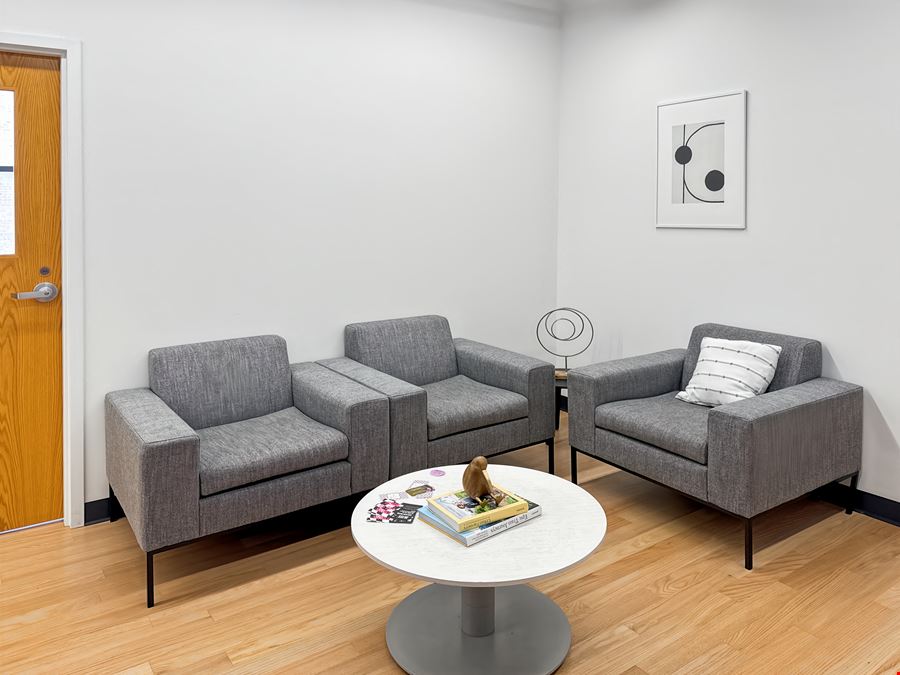 Regus - Chicago - Goose Island