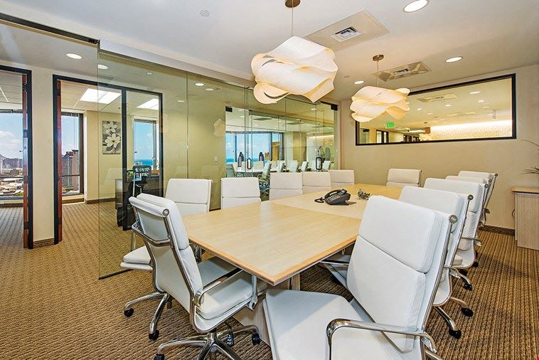 12 Person Meeting Room