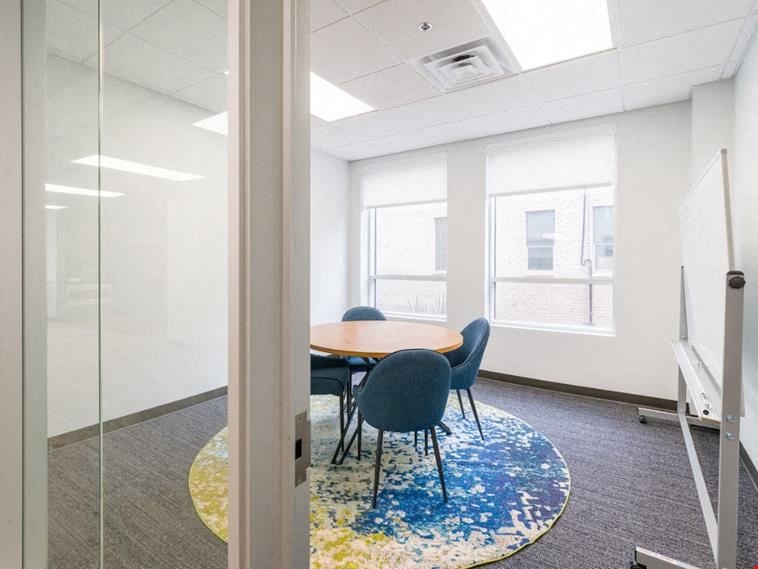 Huddle Room