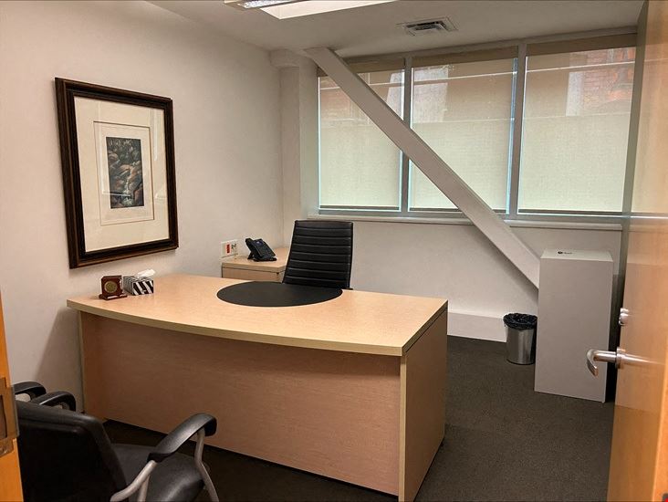 1 Hunter Street East