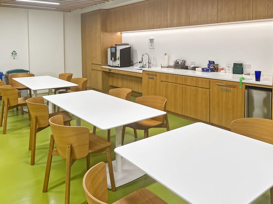 Spaces - Vancouver - Green Lamp