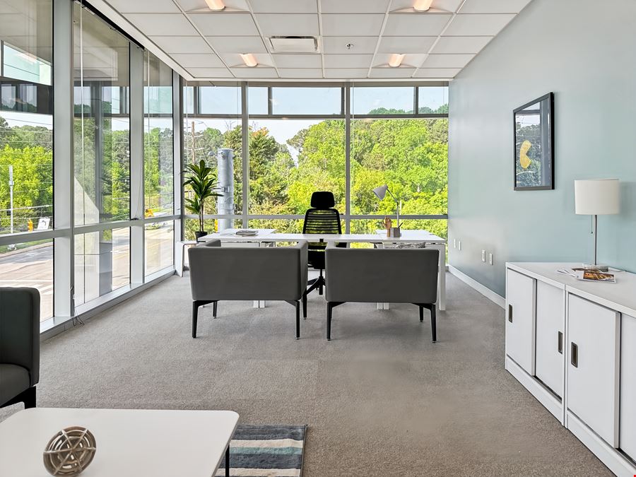 NC, Raleigh - Spaces Crabtree Terrace