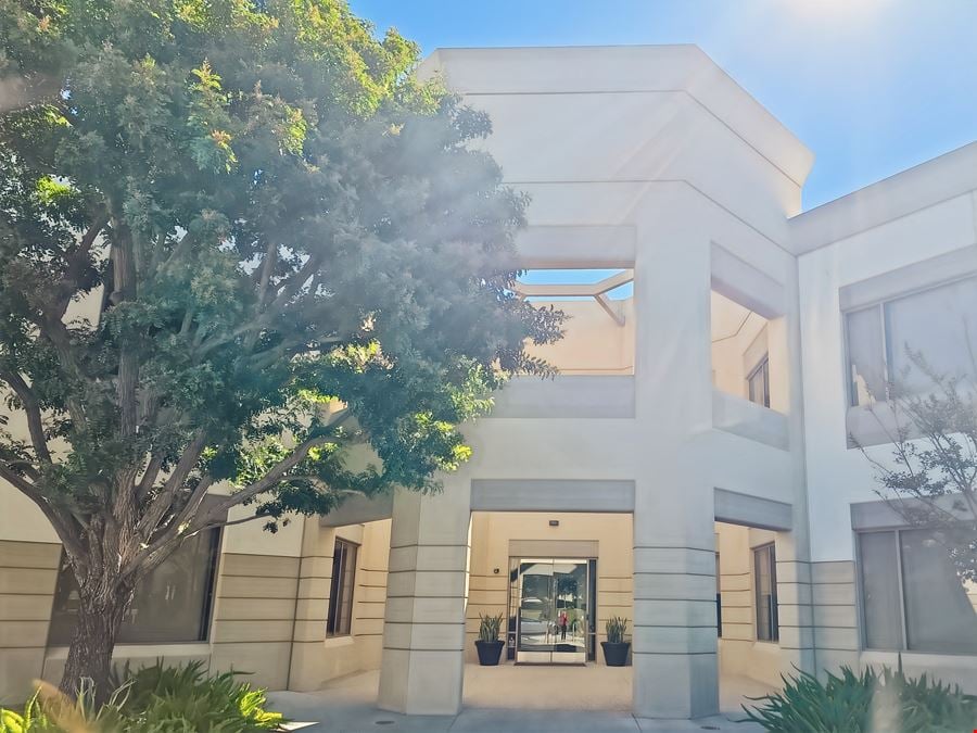 CA, Westlake Village - Russell Ranch Parkway