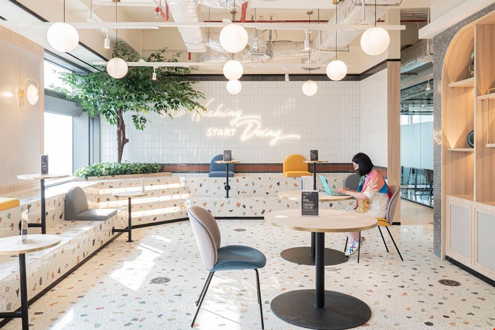 GoWork - Sampoerna Strategic Square