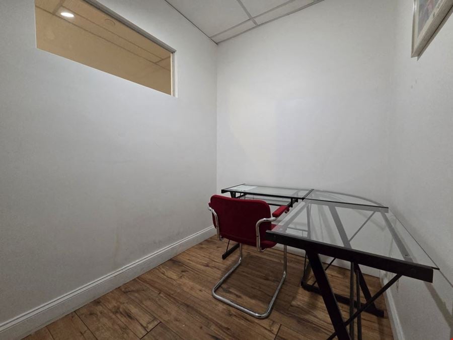 704-F: 2-Person Private Office in Midtown