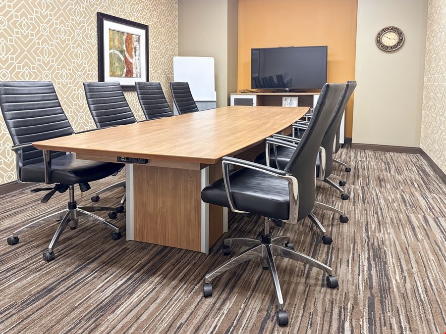 Regus - Calgary - Crowfoot Centre