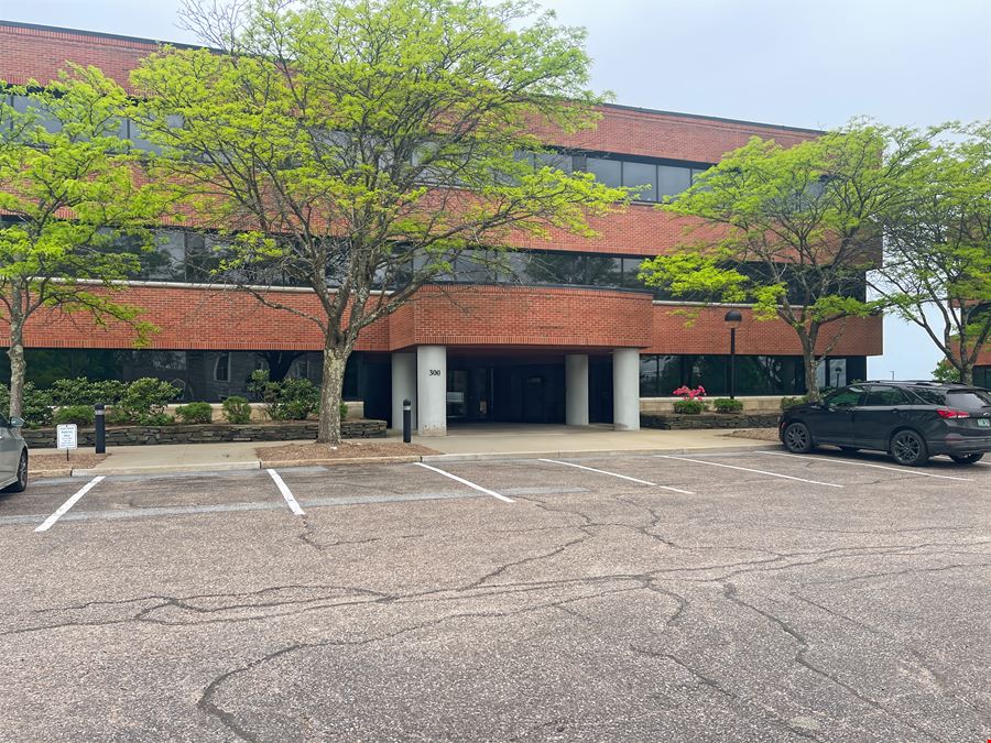 VT, Williston - Interstate Corporate Ctr