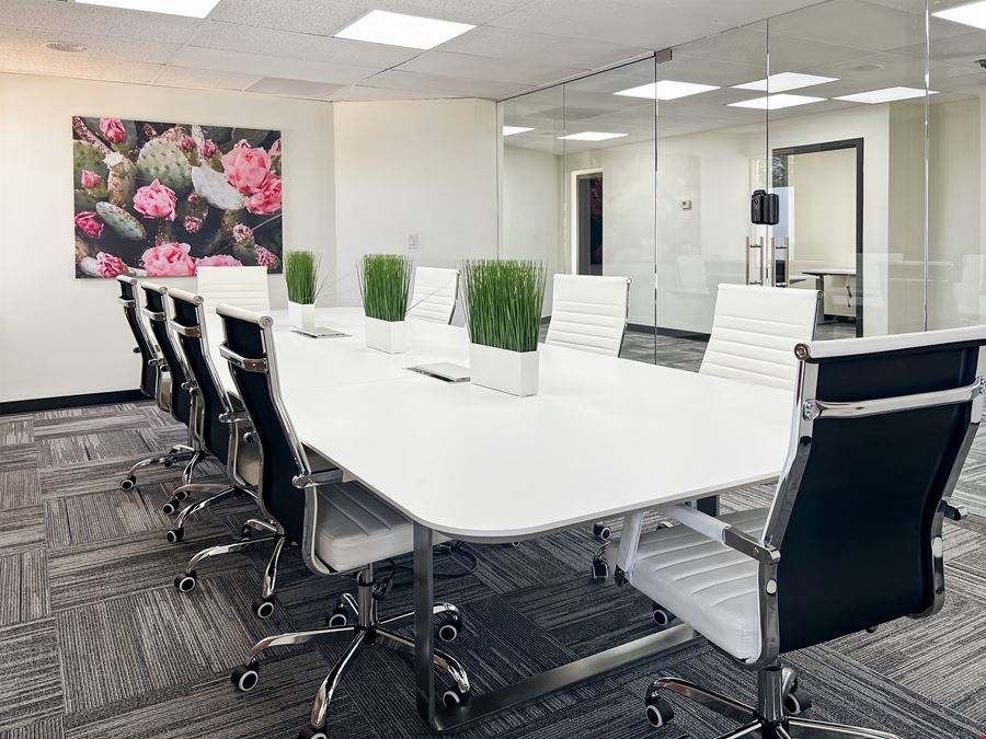 AZ, Phoenix - N 12th St