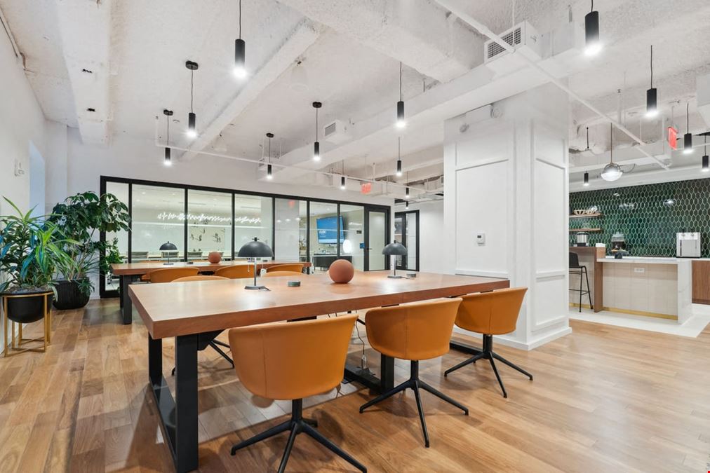 Studio - Grand Central