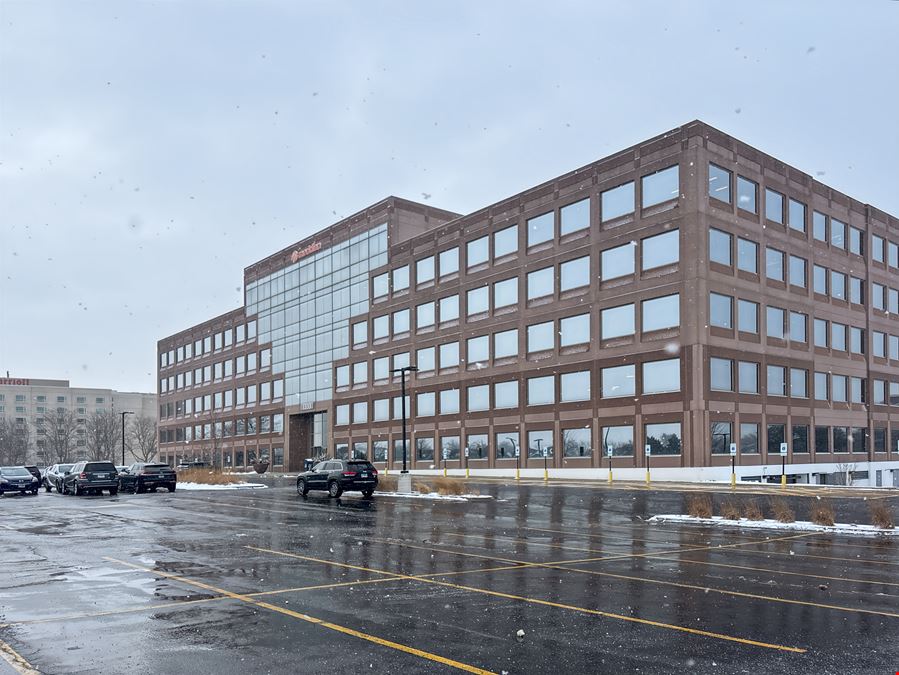 Regus - Burr Ridge - Village Center