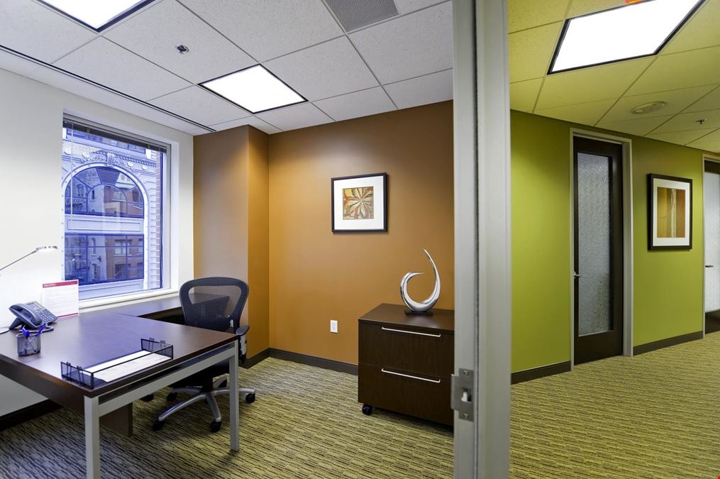 IA, Des Moines - Hub Tower