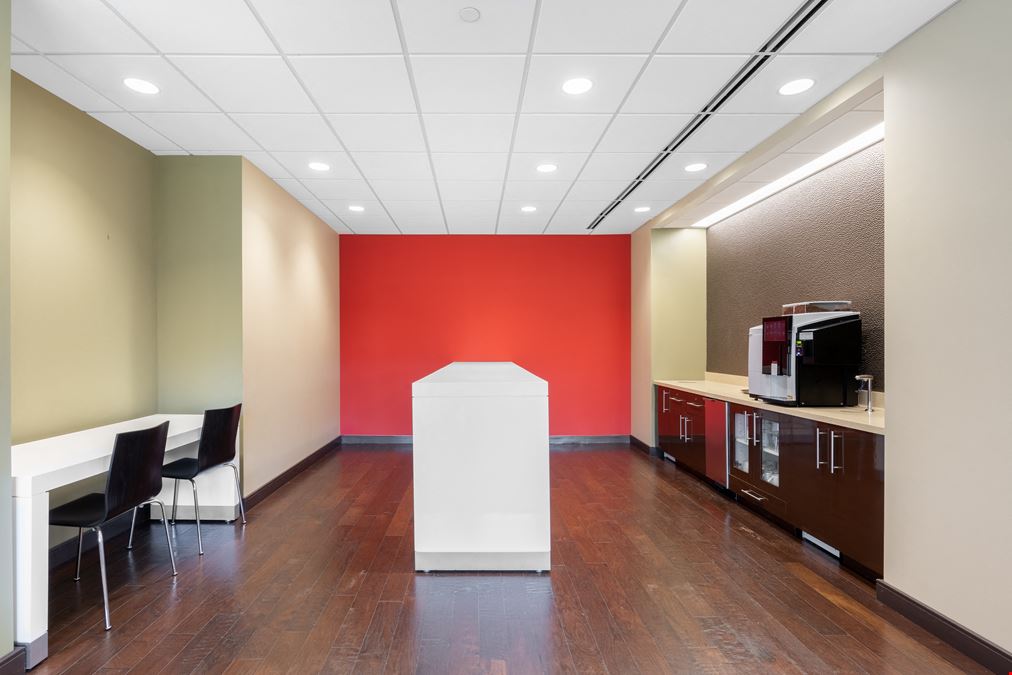 Regus - Lake Forest – Landmark Conway Farms