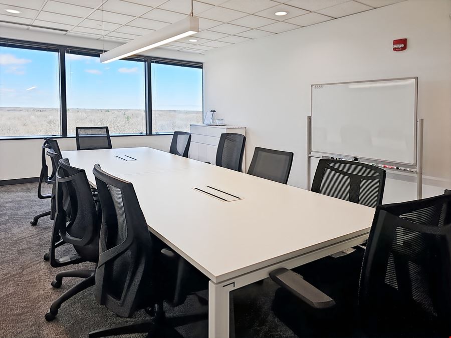 IL, Buffalo Grove - E Lake Cook Rd