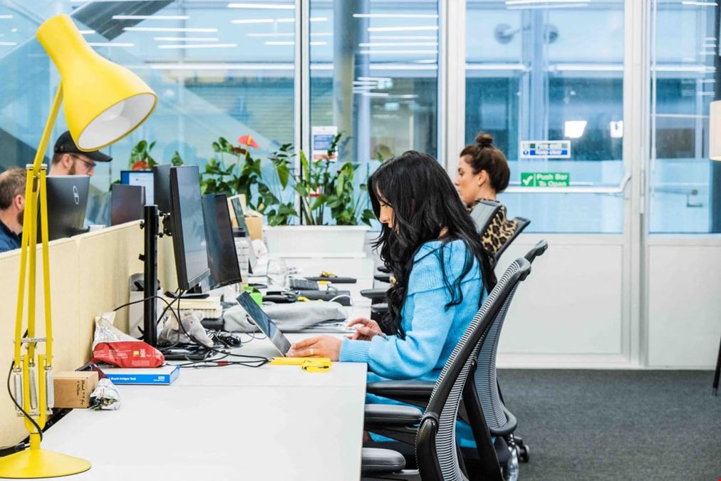 Venture X - Chiswick Park