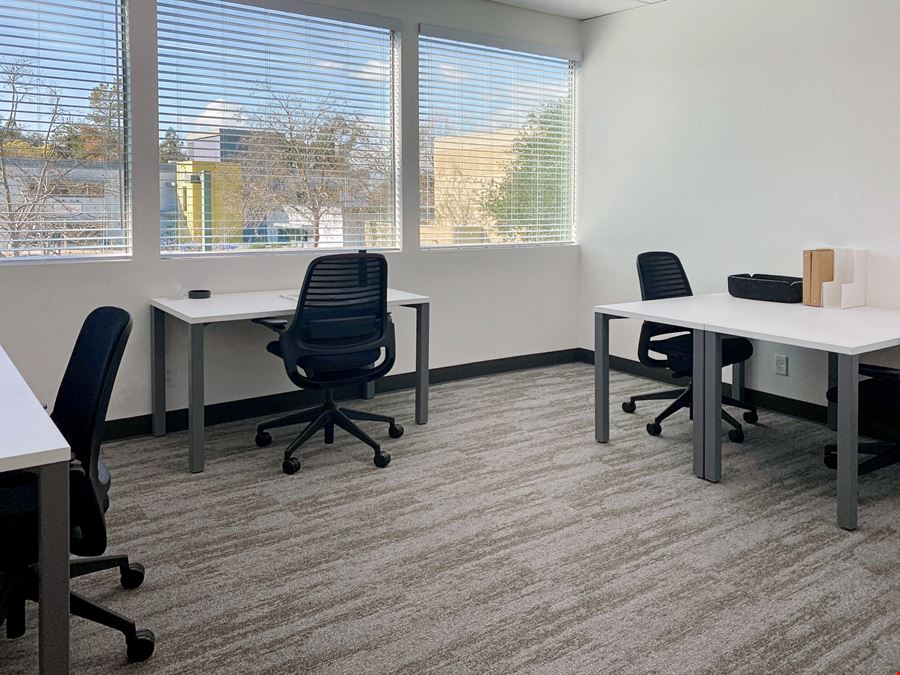 CA, Santa Rosa - Neotomas Ave