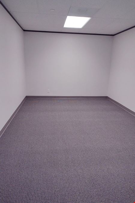 7322-7324 Southwest Freeway