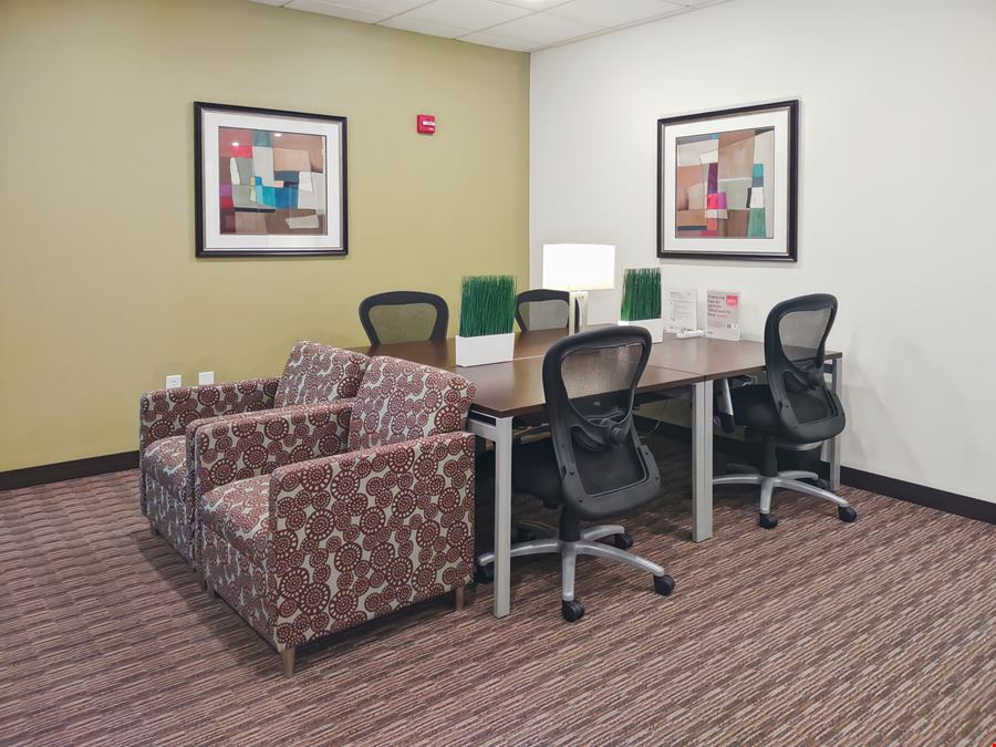 Regus - Waukesha –