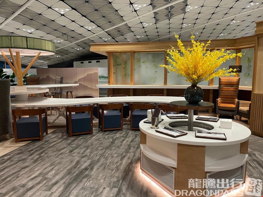 Hong Kong Airlines Lounge (Club Autus) Hong Kong International Airport Transfer Concourse