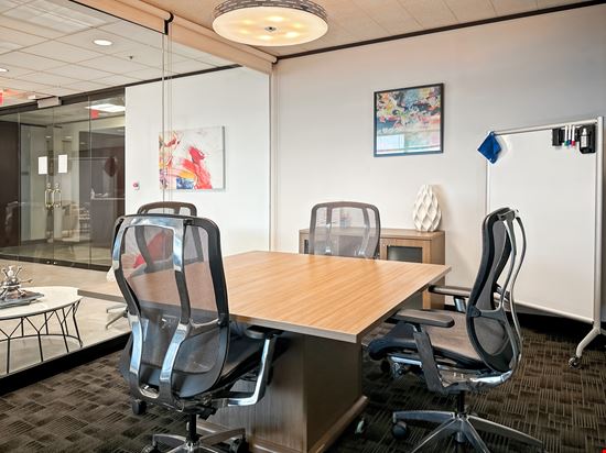 LA, New Orleans - Energy Centre Building