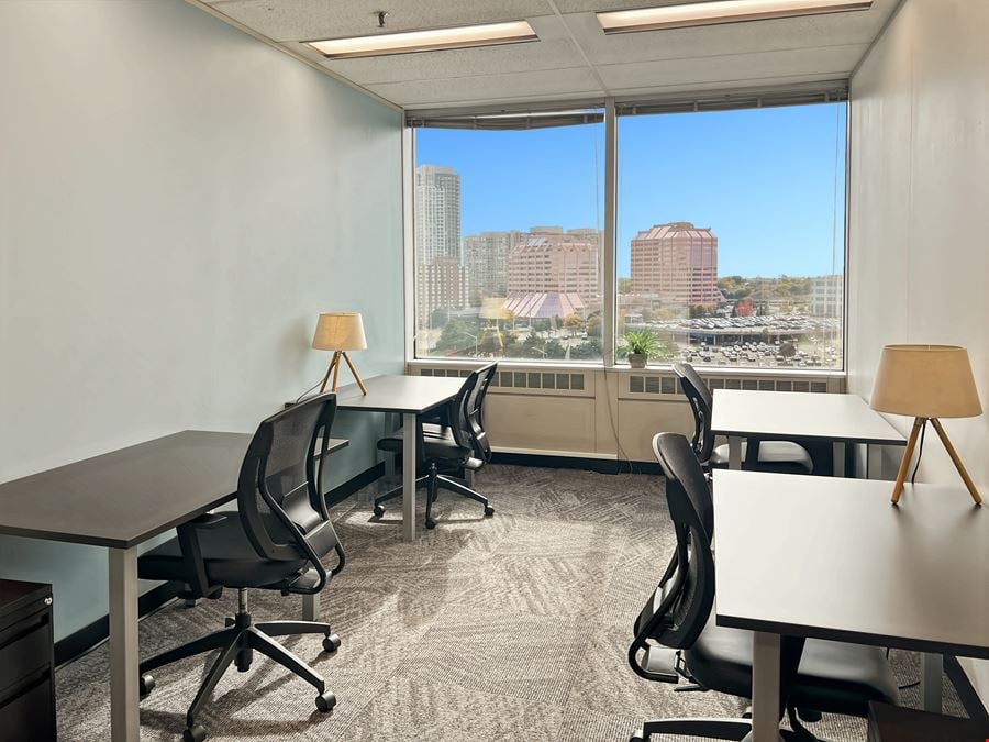 Regus - Mississauga - Robert Speck 2