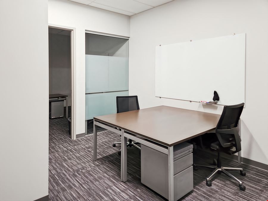 MO, Creve Coeur - Olive Blvd