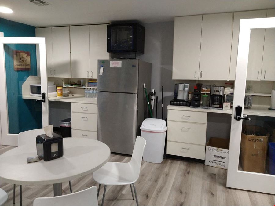 Conroe Office Solutions - 1915