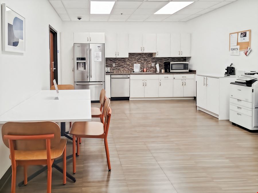 WI, West Allis - W Lincoln Ave