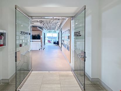 BC, Vancouver - 525 West 8th Avenue