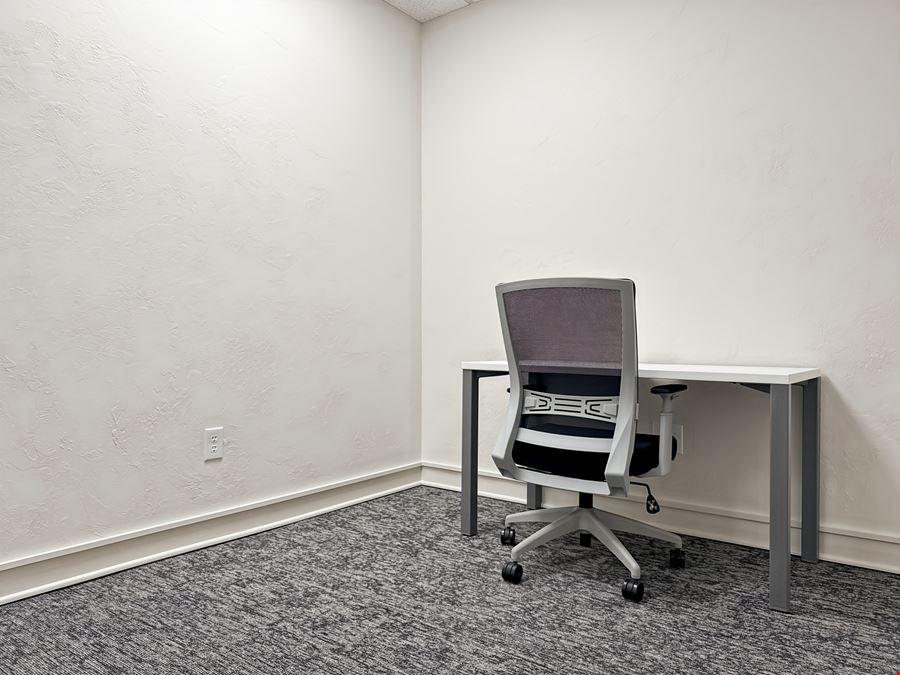 Regus - Oklahoma City - 201 Robert S Kerr Ave