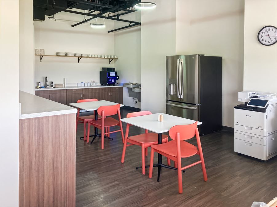 NC, Burlington - S Main St