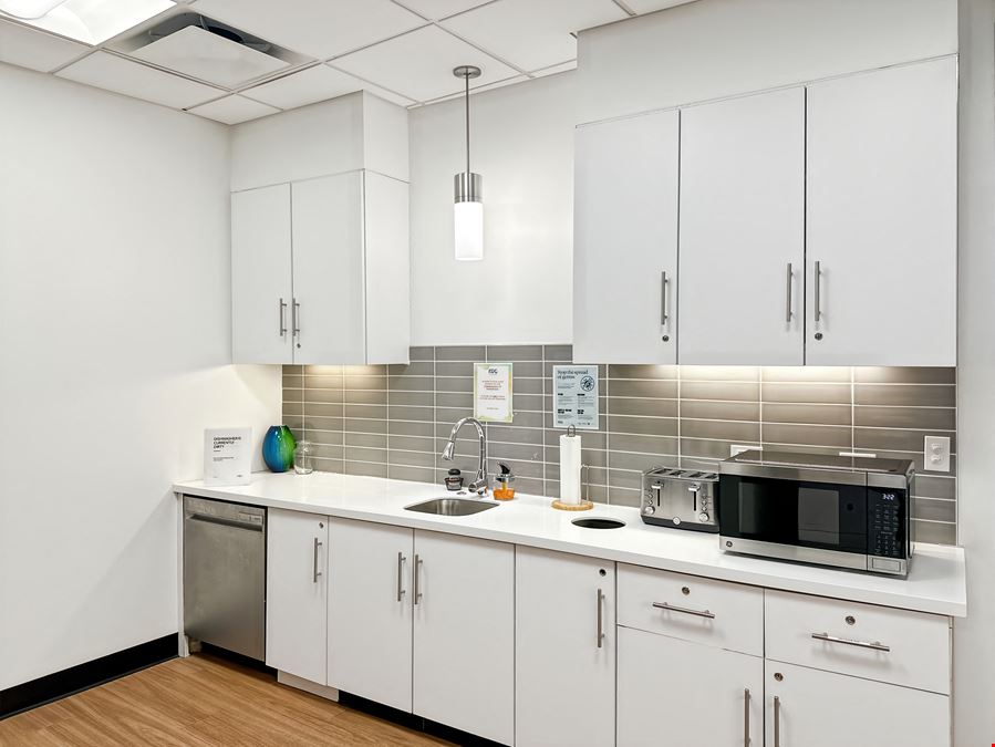 Regus - Kansas City– Leawood – Park Place