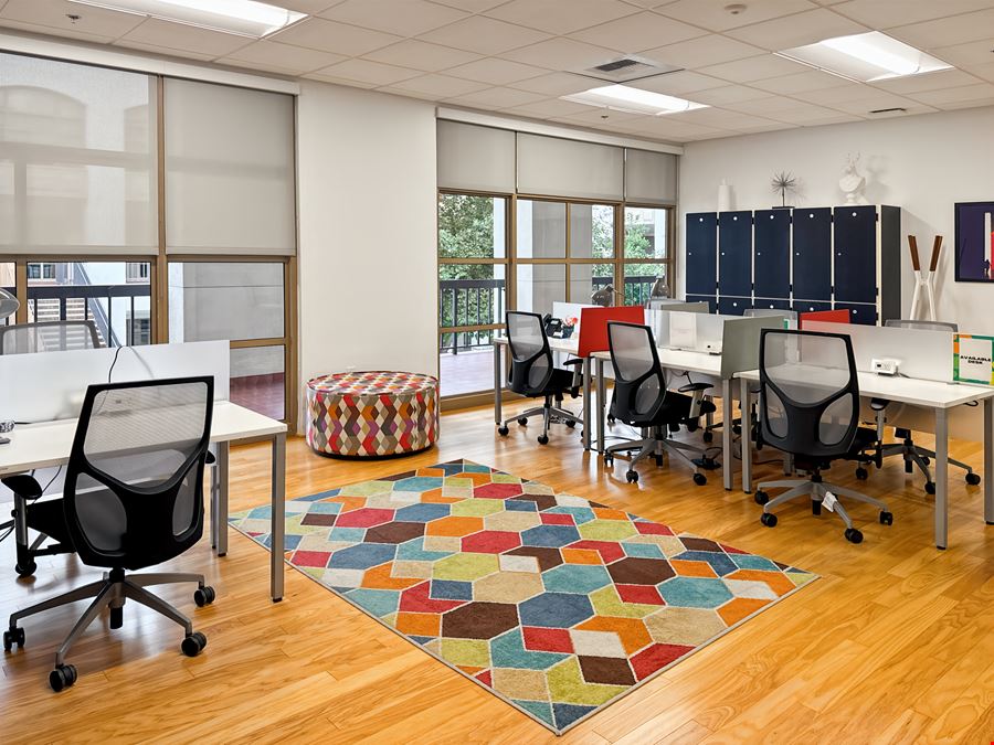 CA, Calabasas - Spaces Park Calabasas