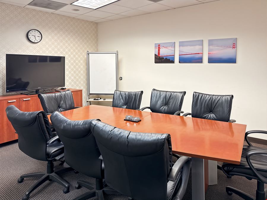 CA, San Ramon - Crow Canyon Plaza