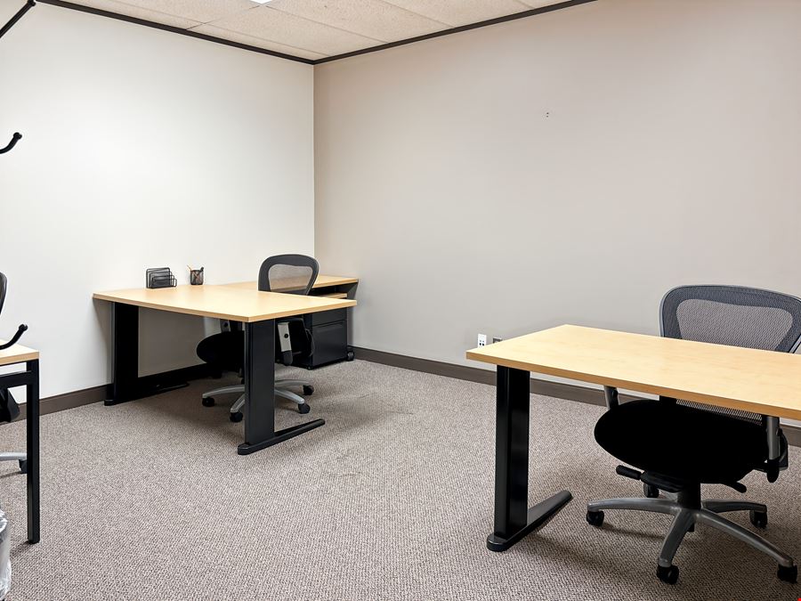 MI, Troy - Troy Liberty Center