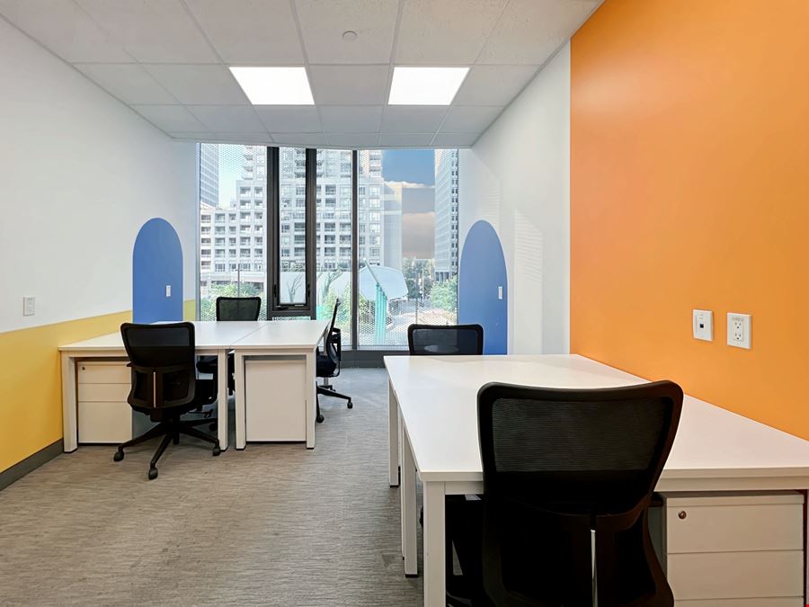 ON, Toronto - Wellesley Street West