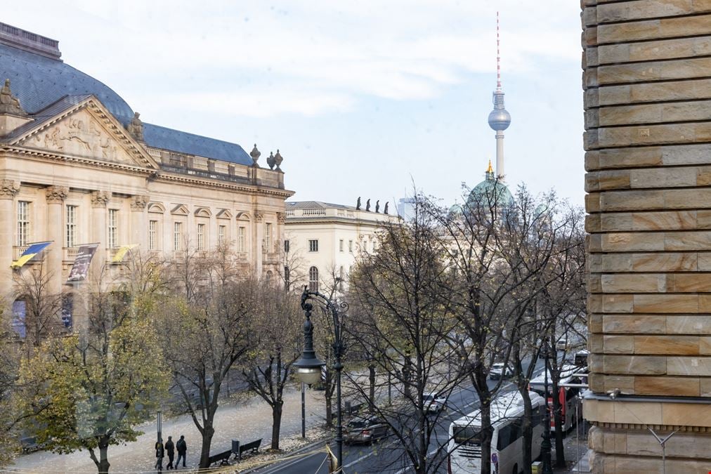 THE GATE BERLIN - UDL