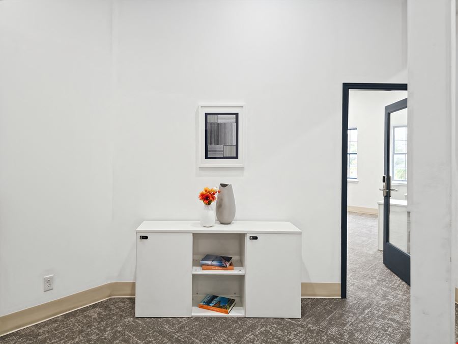 TX, San Antonio - Soledad St