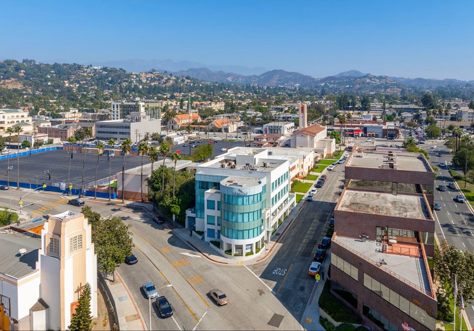 Virtuoso Business Center