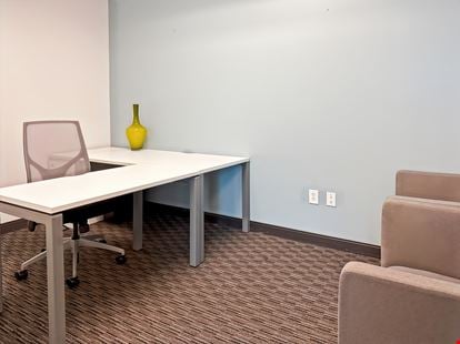 Regus - Louisville - Ormsby III Forest Green