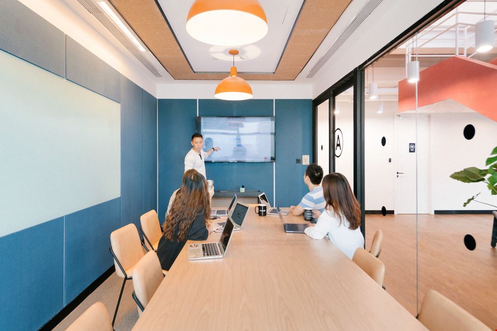 Ruidong Center - No. 199 Xiadong Street