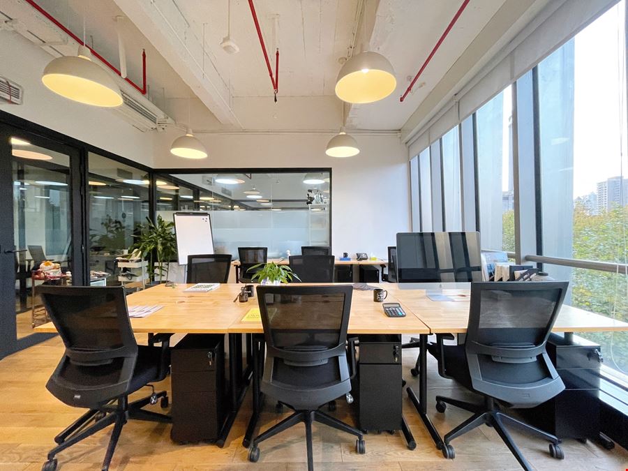 No. 627 Huaihai Middle Road