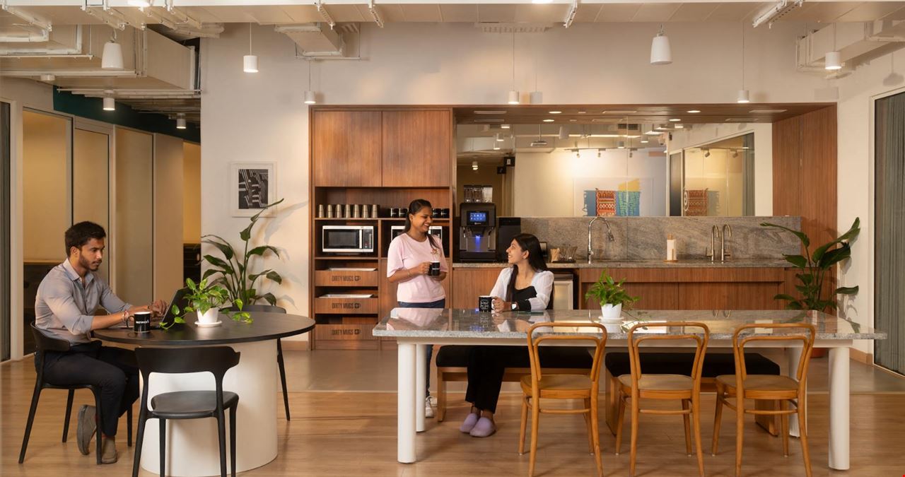 WeWork -  Amanora Crest