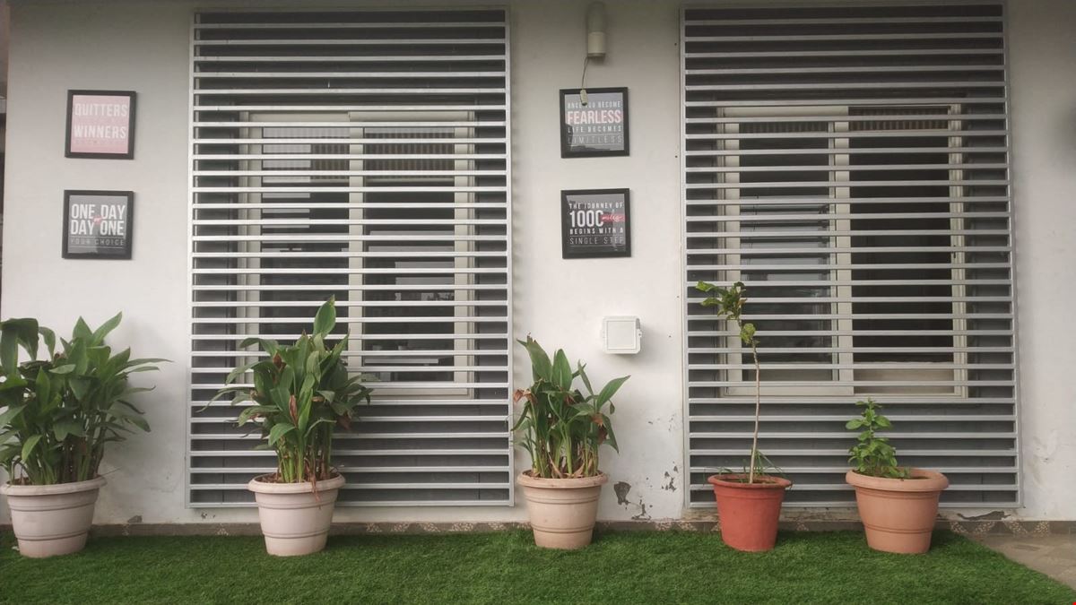 Open Turf Coworking - Navrangpura