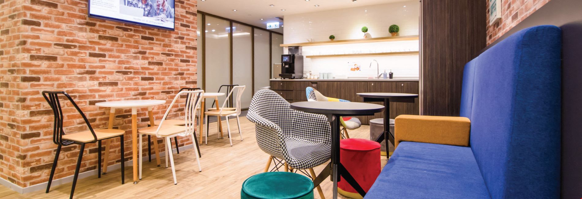 Compass Offices - AIA Tower